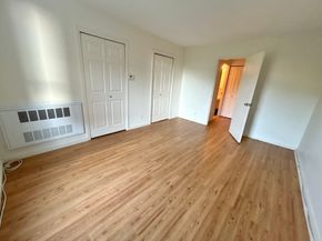 33 Pond Ave 422, Brookline MA 02445