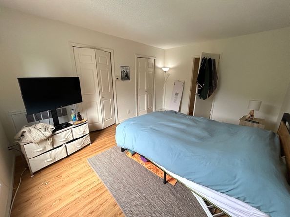 33 Pond Ave 422, Brookline MA 02445