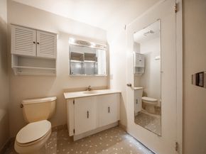 1002 Paradise Rd PHE, Swampscott MA 01907