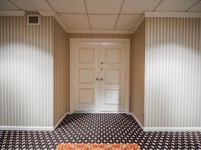 1002 Paradise Rd PHE, Swampscott MA 01907