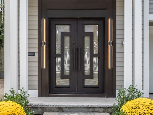 89 University Road, Brookline MA 02445