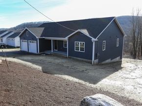 95 Town Farm Rd, Warren MA 01083