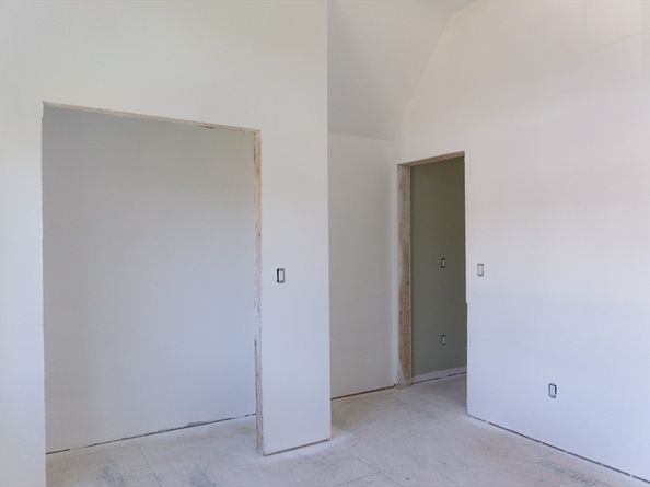 4 Oneil Way, Saugus MA 01906