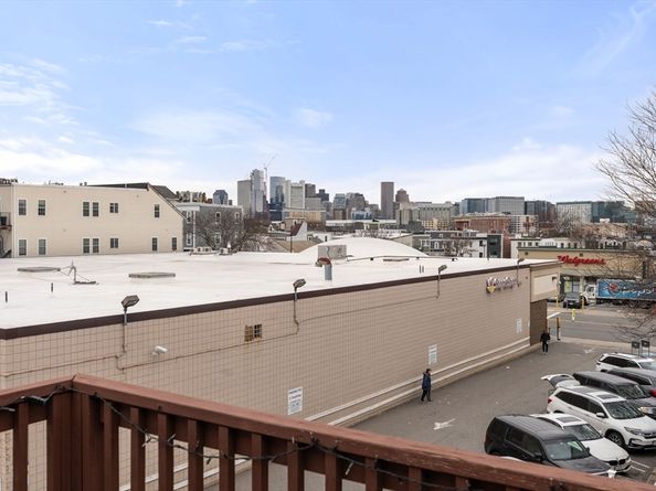 714 E 4th St 3, Boston MA 02127