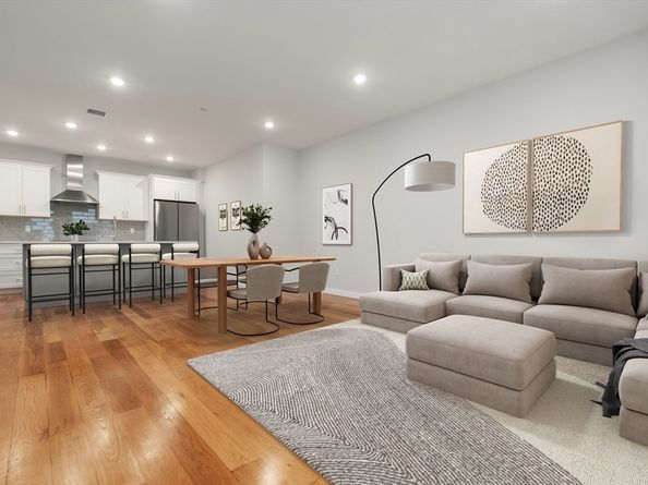 267 Old Colony 511, Boston MA 02127