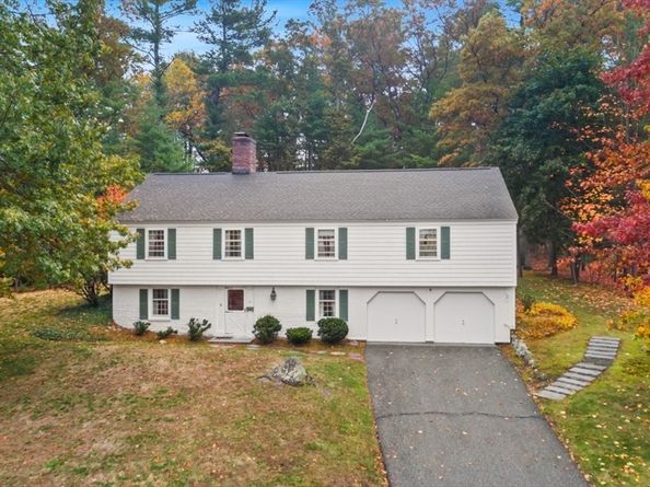 33 Wing Road, Lynnfield MA 01940