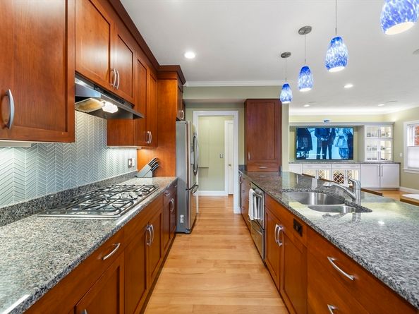 28 Middle Street 2, Plymouth MA 02360