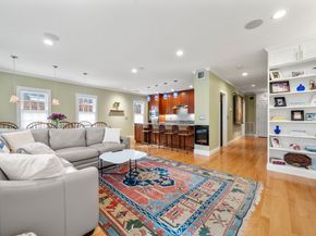 28 Middle Street 2, Plymouth MA 02360