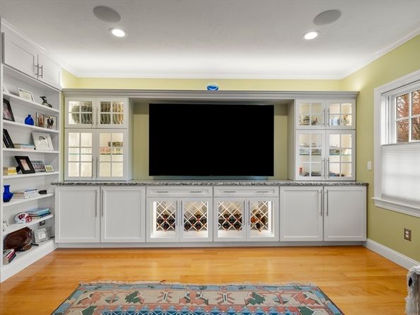 28 Middle Street 2, Plymouth MA 02360