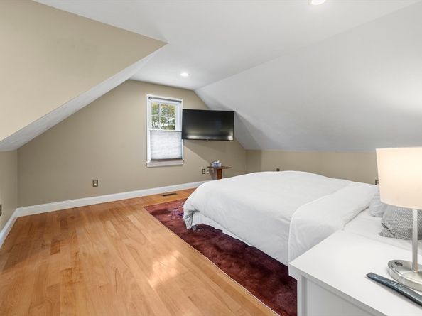 28 Middle Street 2, Plymouth MA 02360