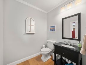 28 Middle Street 2, Plymouth MA 02360