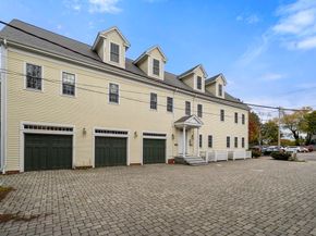 28 Middle Street 2, Plymouth MA 02360
