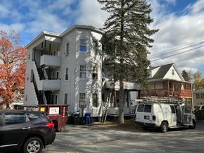 6 Longwood Ave, Leominster MA 01453