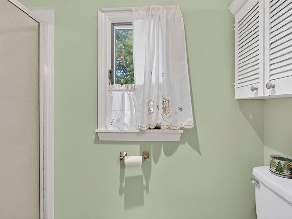 39 Harwich Rd, Brockton MA 02301