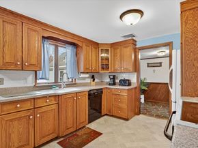 39 Harwich Rd, Brockton MA 02301