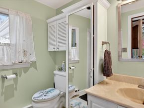 39 Harwich Rd, Brockton MA 02301