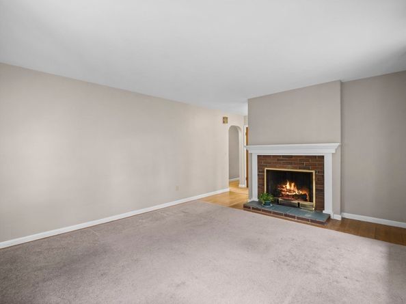 132 West Main Street, Northborough MA 01532