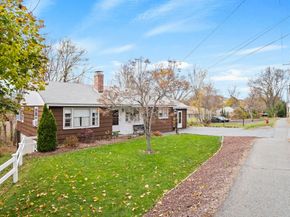 132 West Main Street, Northborough MA 01532