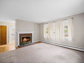 132 West Main Street, Northborough MA 01532