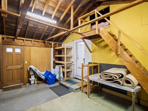 132 West Main Street, Northborough MA 01532