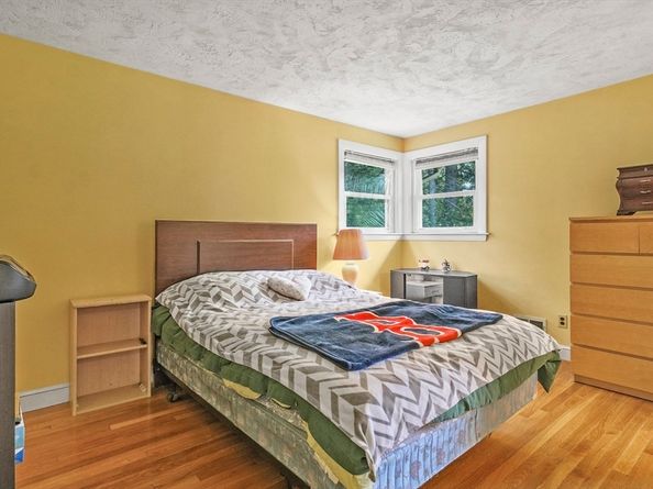 35 Snake Brook Road, Wayland MA 01778