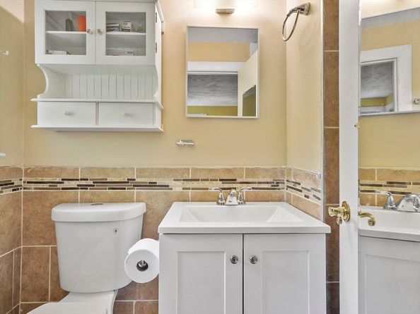 35 Snake Brook Road, Wayland MA 01778