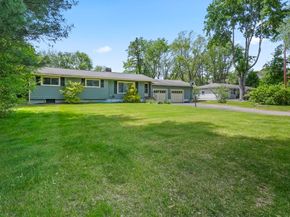 35 Snake Brook Road, Wayland MA 01778