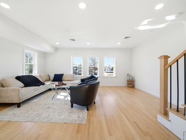 50 N. Payne St 1, Quincy MA 02169