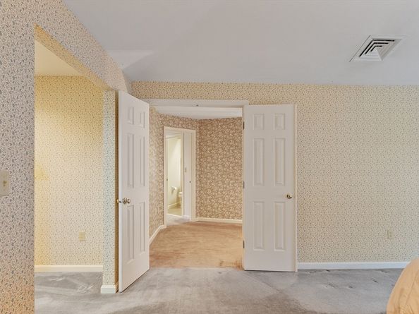 4004 Brompton Circle 4004, Worcester MA 01609