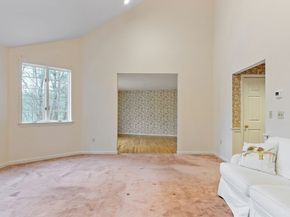 4004 Brompton Circle 4004, Worcester MA 01609