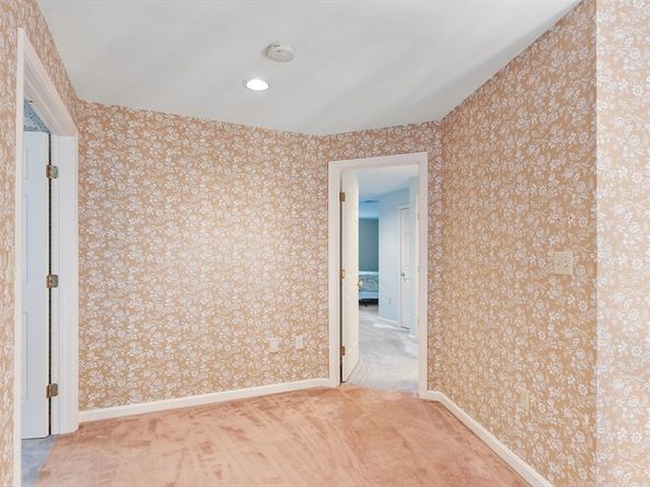 4004 Brompton Circle 4004, Worcester MA 01609