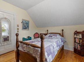 27 Haynes Ct, Leominster MA 01453