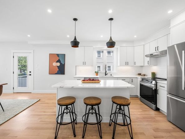 14 Burton St 14, Arlington MA 02476