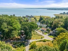 10 Summerhouse Ln, Duxbury MA 02332