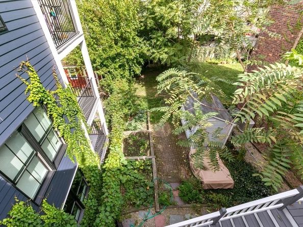 364 Sumner St 2, Boston MA 02128