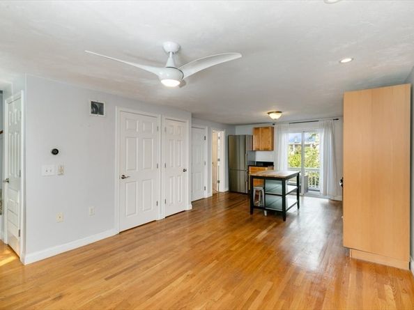 364 Sumner St 2, Boston MA 02128
