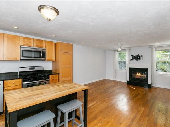 364 Sumner St 2, Boston MA 02128