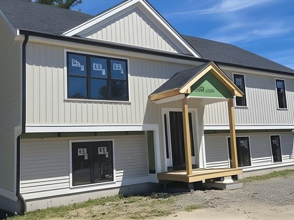 61 Kent St, Brockton MA 02302