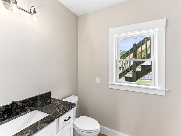 61 Kent St, Brockton MA 02302