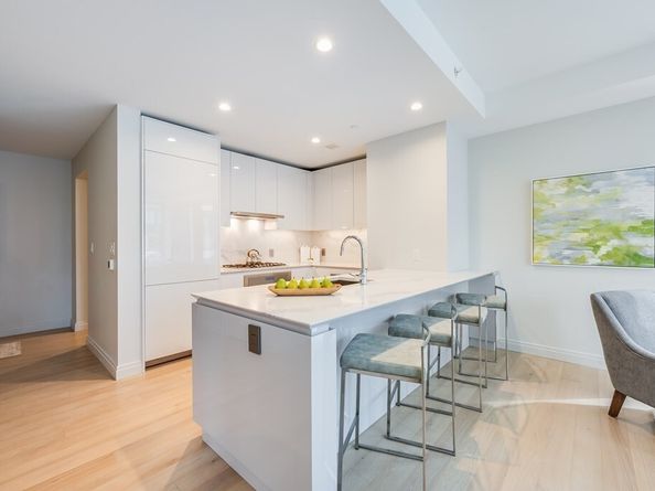 135 Seaport Blvd 807, Boston MA 02210