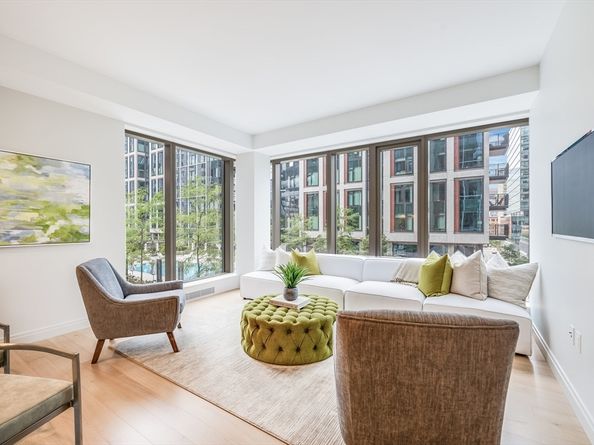 135 Seaport Blvd 807, Boston MA 02210