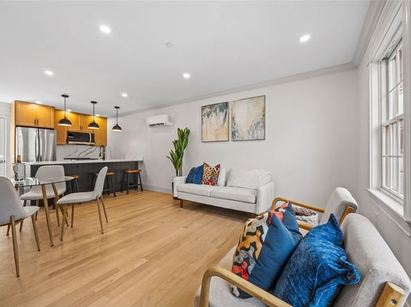 9 Swan St 2, Beverly MA 01915