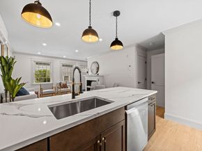 9 Swan St 2, Beverly MA 01915