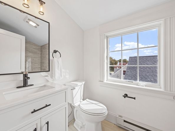 9 Swan St 2, Beverly MA 01915