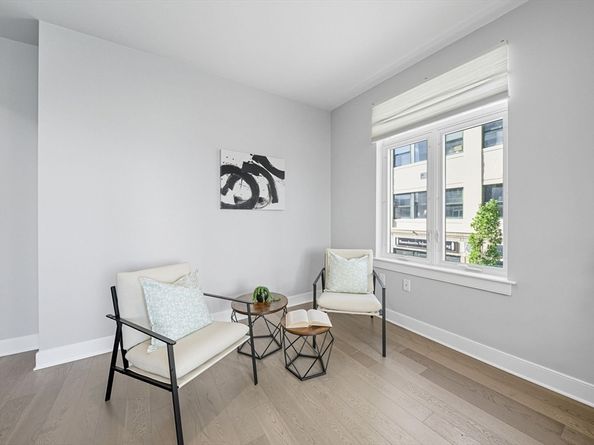 18 Cliveden St 201W, Quincy MA 02169