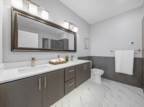 18 Cliveden St 201W, Quincy MA 02169