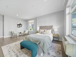 18 Cliveden St 201W, Quincy MA 02169