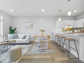 18 Cliveden St 201W, Quincy MA 02169