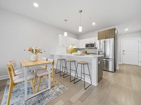18 Cliveden St 201W, Quincy MA 02169