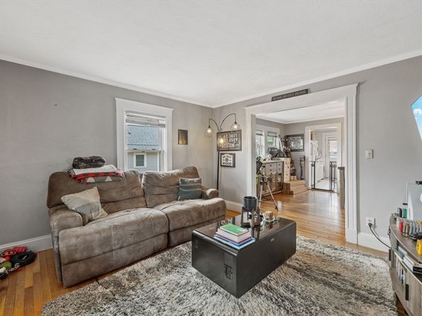 11 Shields Ave, Brockton MA 02301